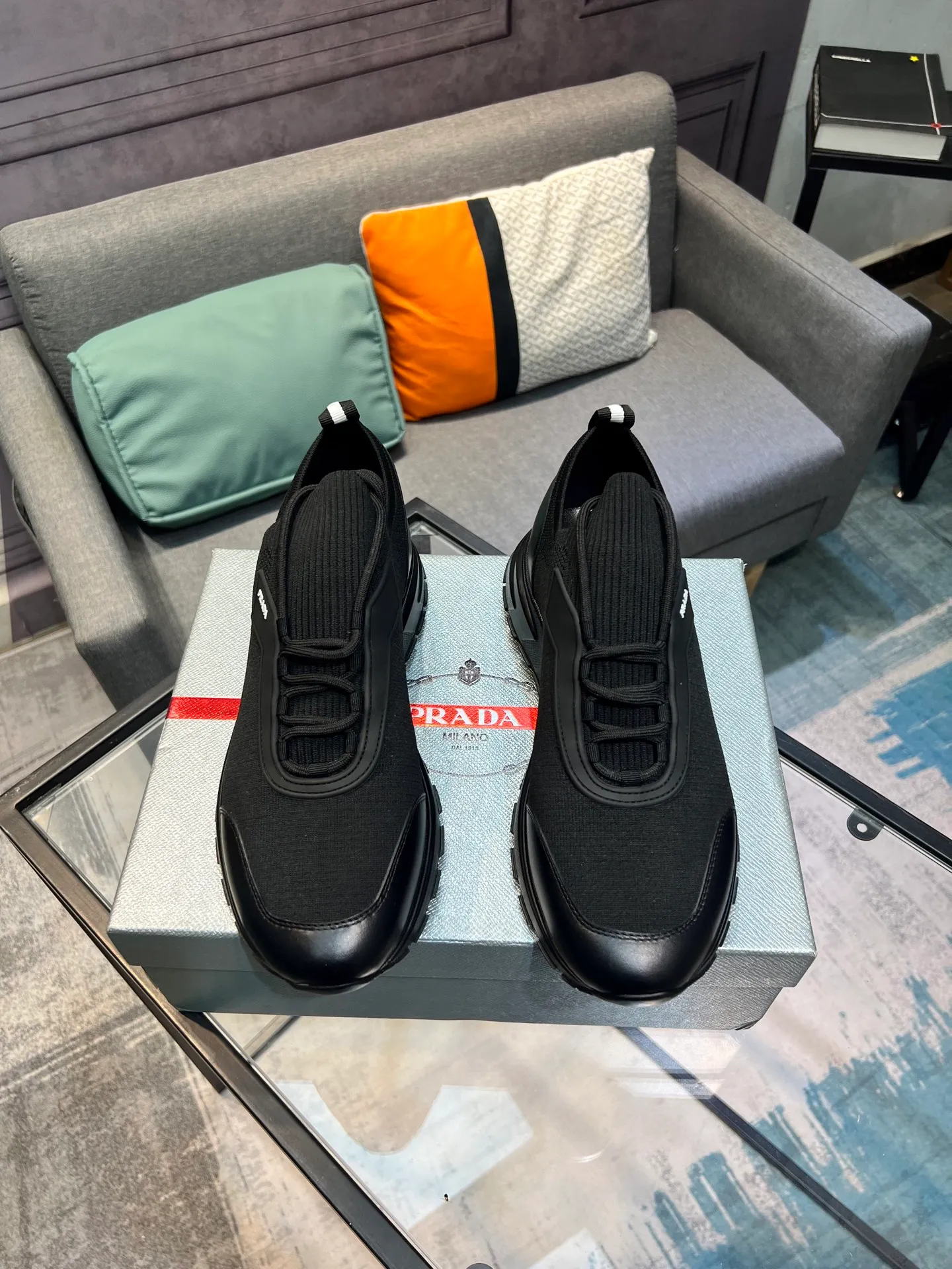 Men's shoes 💰500 PRADA "Prada" casual shoes Regular size: 38-44 (45 can be customized) Product material: Selected cowhide with fly weave material, genuine leather lining, original outsole